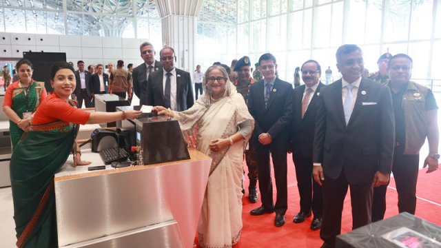 শাহজালাল বিমানবন্দরের তৃতীয় টার্মিনালের আংশিক উদ্বোধন করলেন প্রধানমন্ত্রী