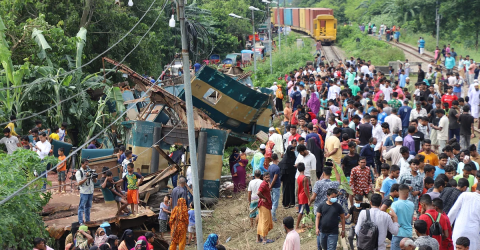 ভৈরবে ট্রেন দুর্ঘটনায় মালবাহী ট্রেনের চালকসহ ৩ জনের বিরুদ্ধে মামলা