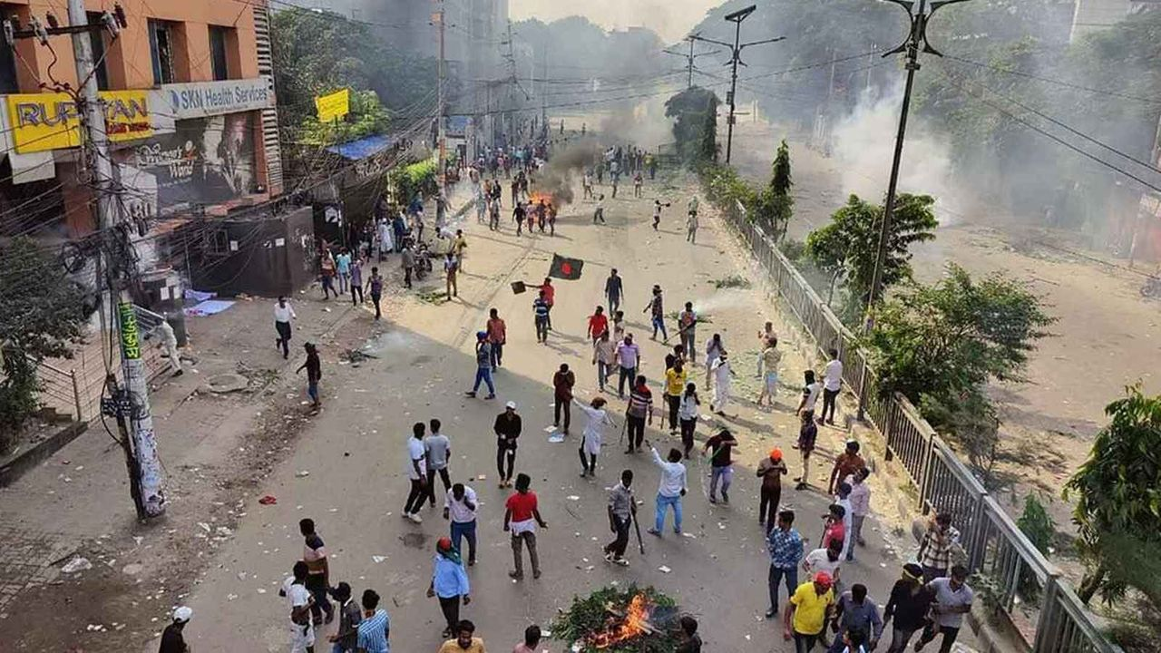 ২৮ অক্টোবরের সহিংসতায় ঢাকায় ৩৪ মামলা: ফখরুল-আব্বাসসহ বিএনপির ৬৫২০ নেতাকর্মী আসামি