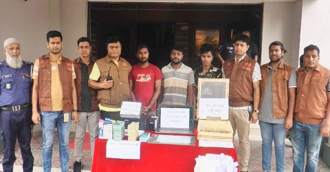 নারায়ণগঞ্জে বিপুল সংখ্যক জালনোটসহ গ্রেফতার ৩