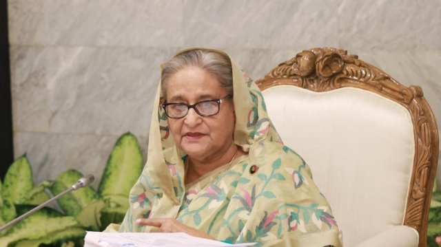 এলাকা ও আয়ের ওপর ভিত্তি করে বিদ্যুৎ ও পানির দাম নির্ধারণের নির্দেশ প্রধানমন্ত্রীর