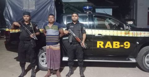 ডিবি পরিচয়ে র‍্যাব সদস্যের বাড়িতে ডাকাতি