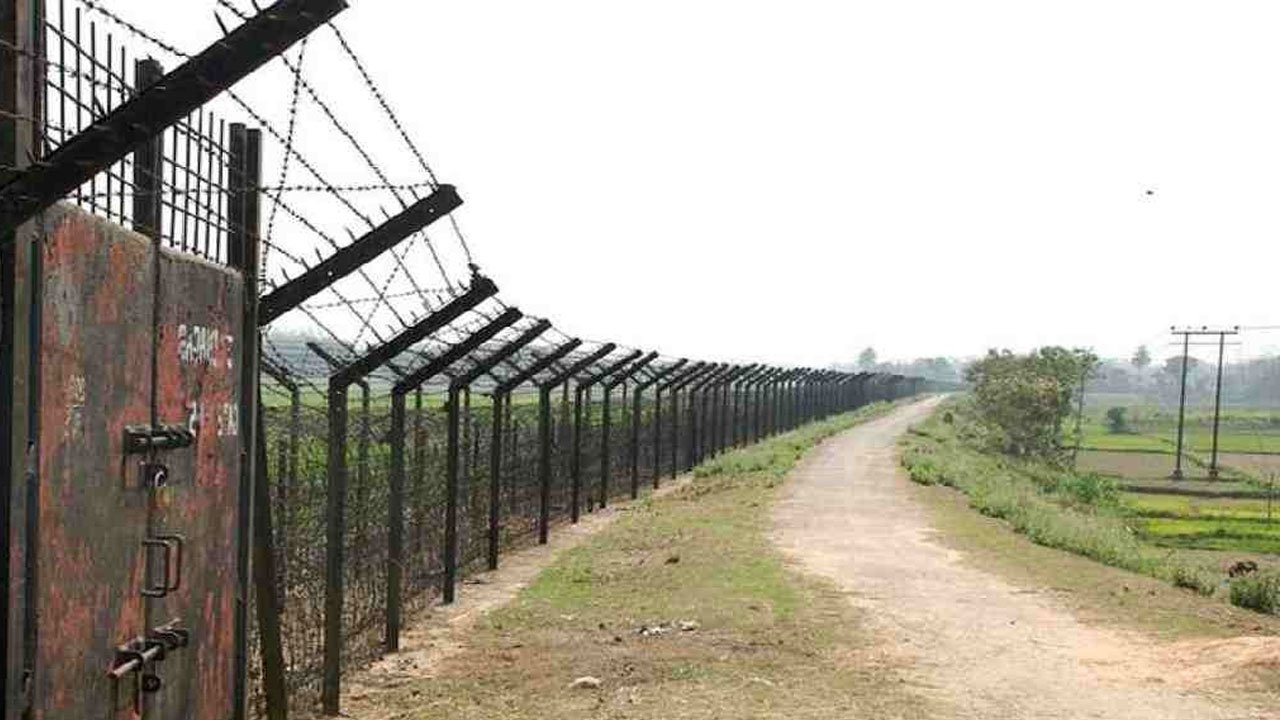 লালমনিরহাটে বিএসএফের গুলিতে এক বাংলাদেশি নিহত