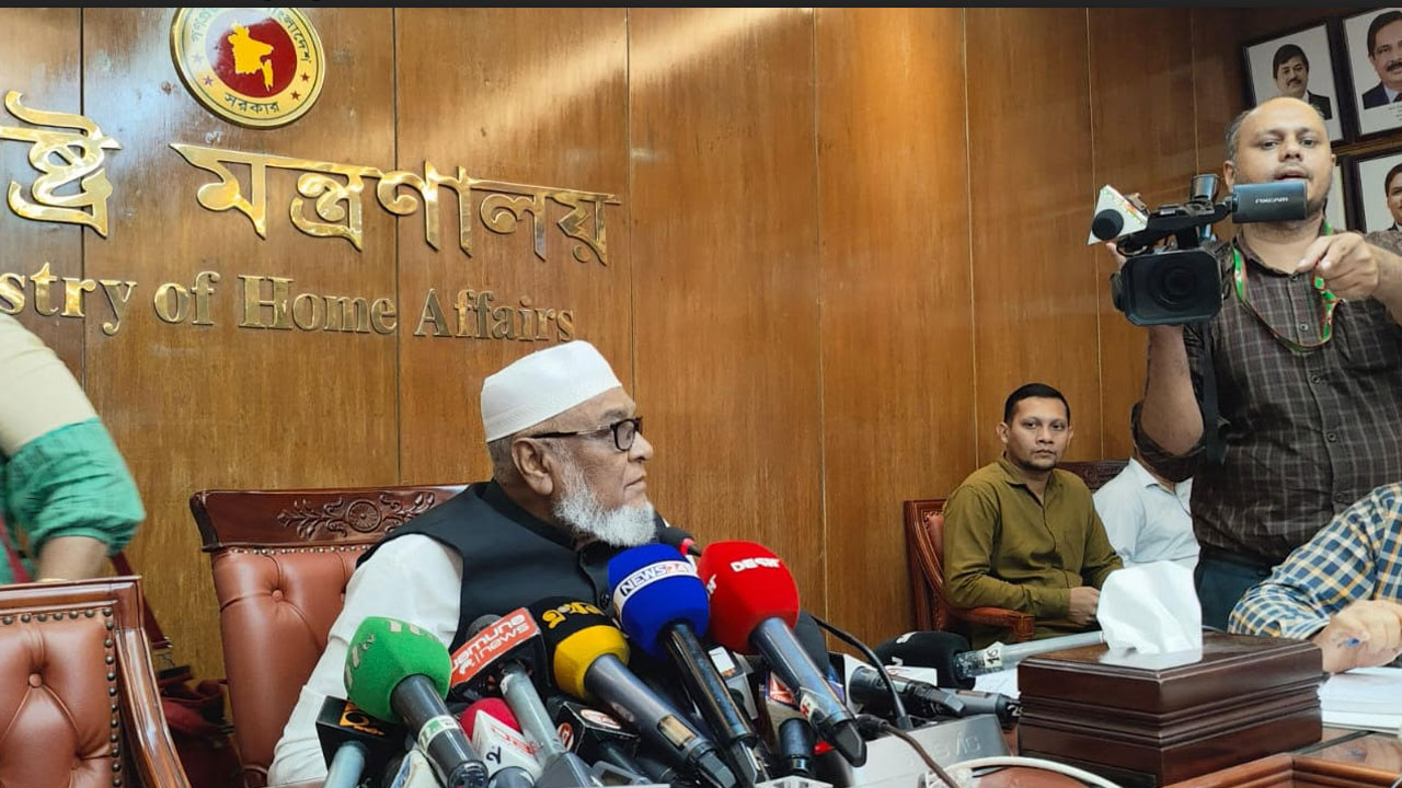 নির্বিঘ্নে বাড়ি যেতে ৯ এপ্রিল ছুটি রাখার সুপারিশ