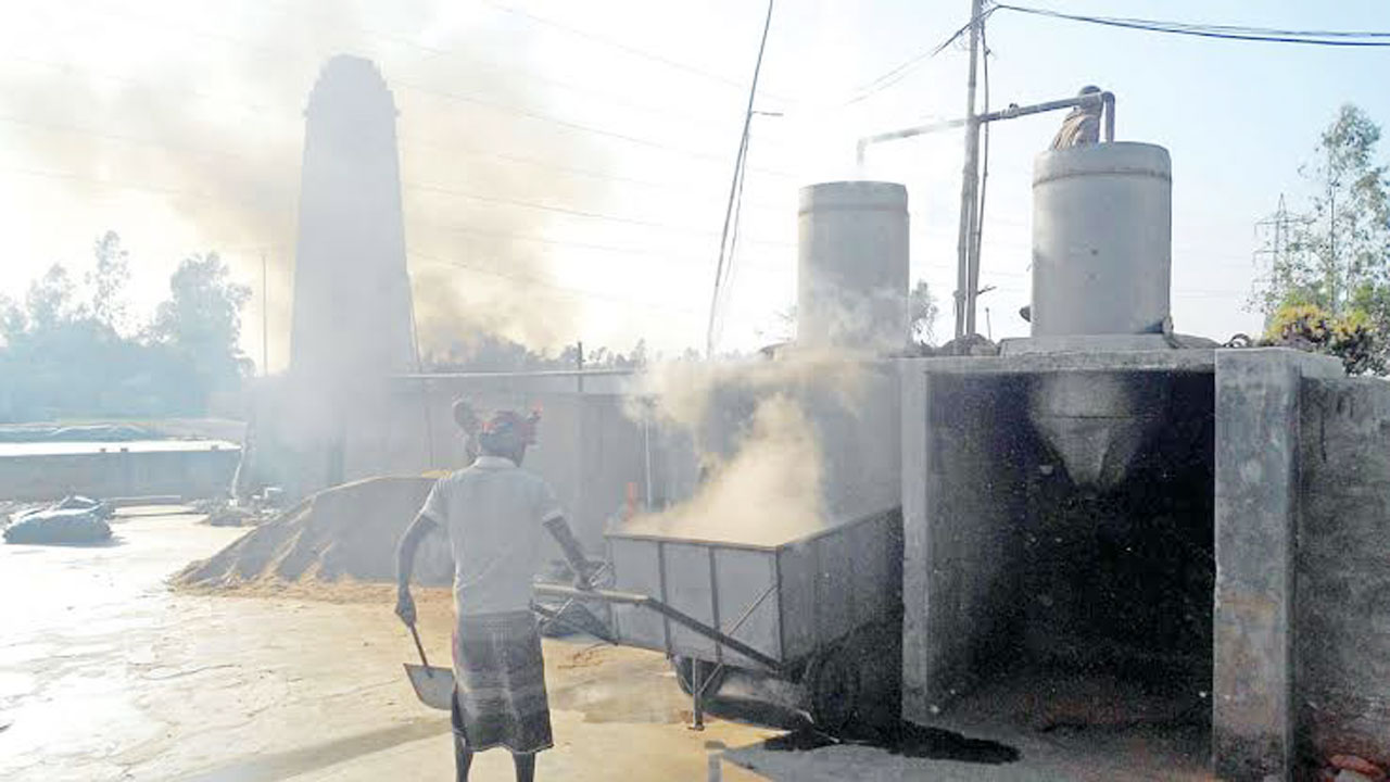 পাবনায় চাতালের বয়লার বিস্ফোরণ, শিশুসহ নিহত ২