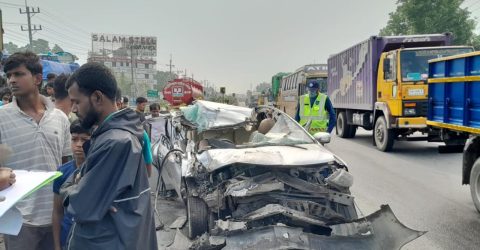 টাঙ্গাইলে কাভার্ডভ্যান-প্রাইভেটকারের সংঘ‌র্ষে নিহত ২