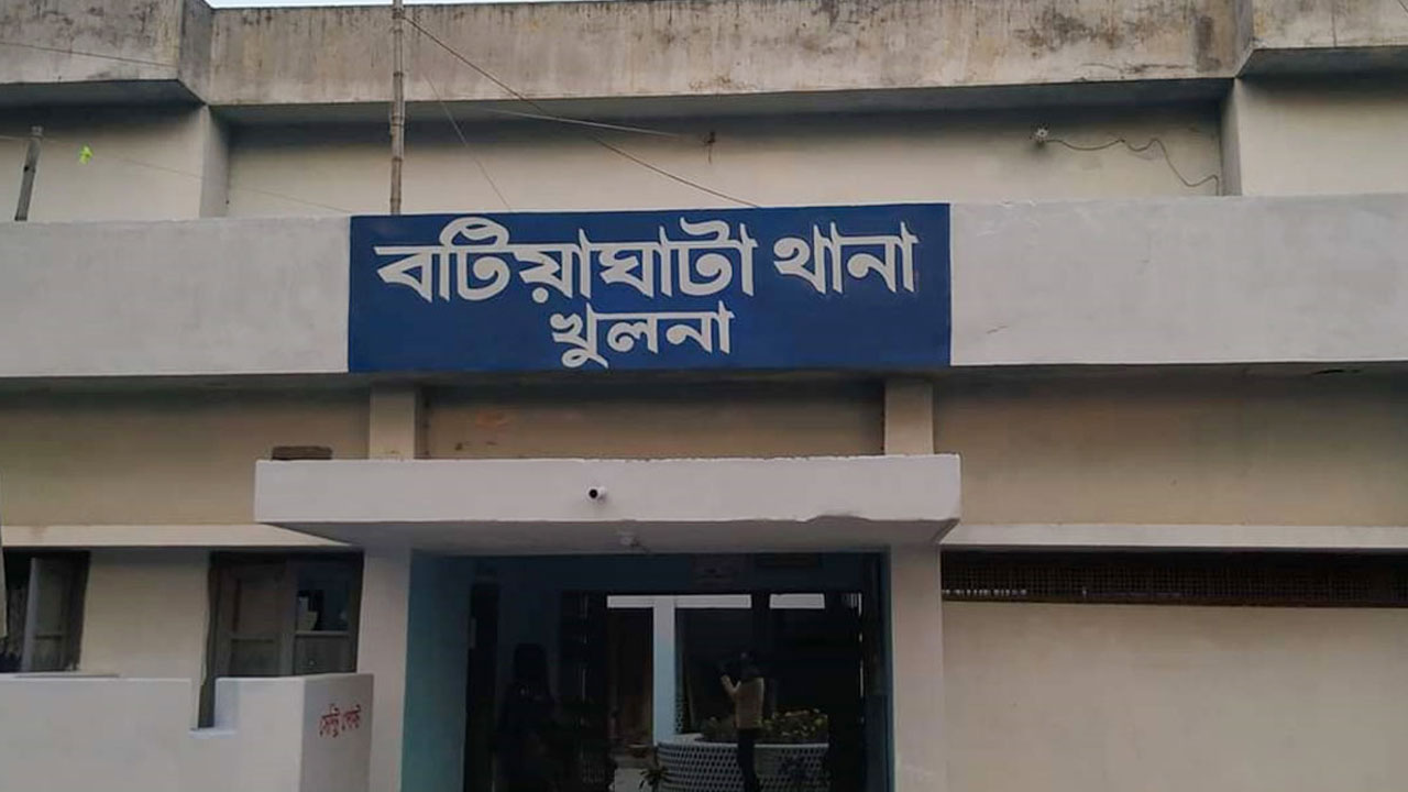 খুলনায় নিখোঁজের তিন দিন পর বাগানে মিলল ব্যবসায়ীর মরদেহ