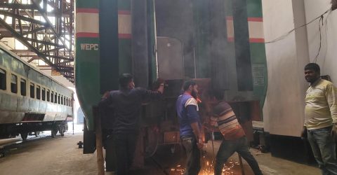 সৈয়দপুর রেলওয়ে কারখানায় প্রস্তুত হচ্ছে ১১০টি কোচ