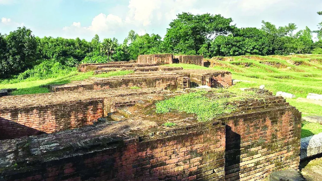 জগদল বিহারে লুকিয়ে আছে প্রাচীন প্রত্ননিদর্শন