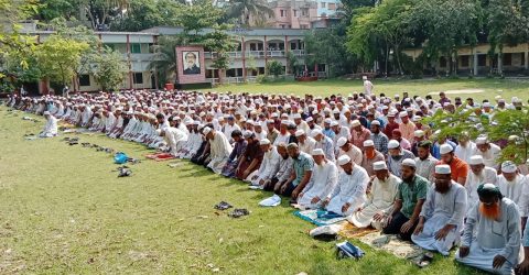 বৃষ্টির জন্য বরিশালে কাঁদলেন শত শত মানুষ