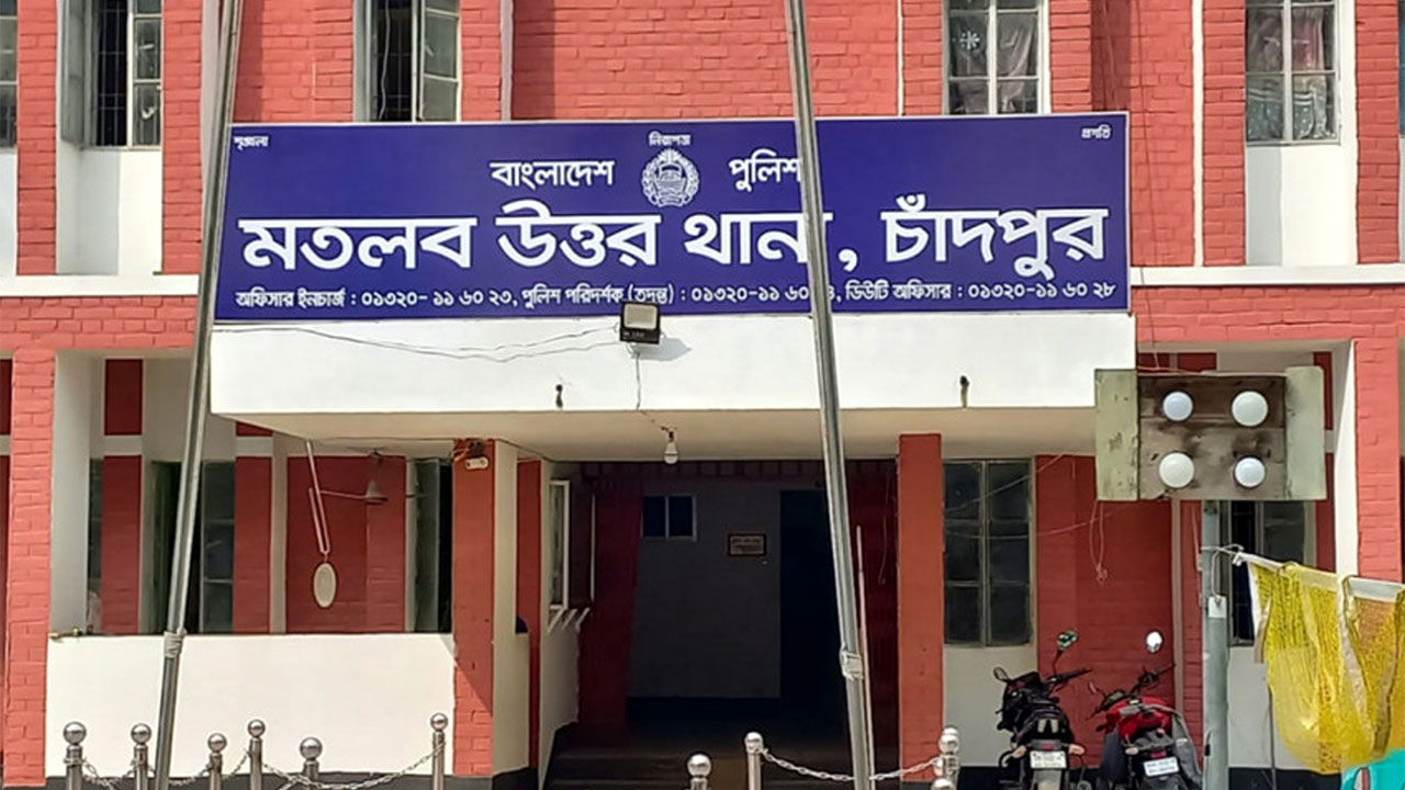 সালিশ বৈঠকে থাপ্পড় দেওয়ায় সাবেক মেম্বারকে পিটিয়ে হত্যা