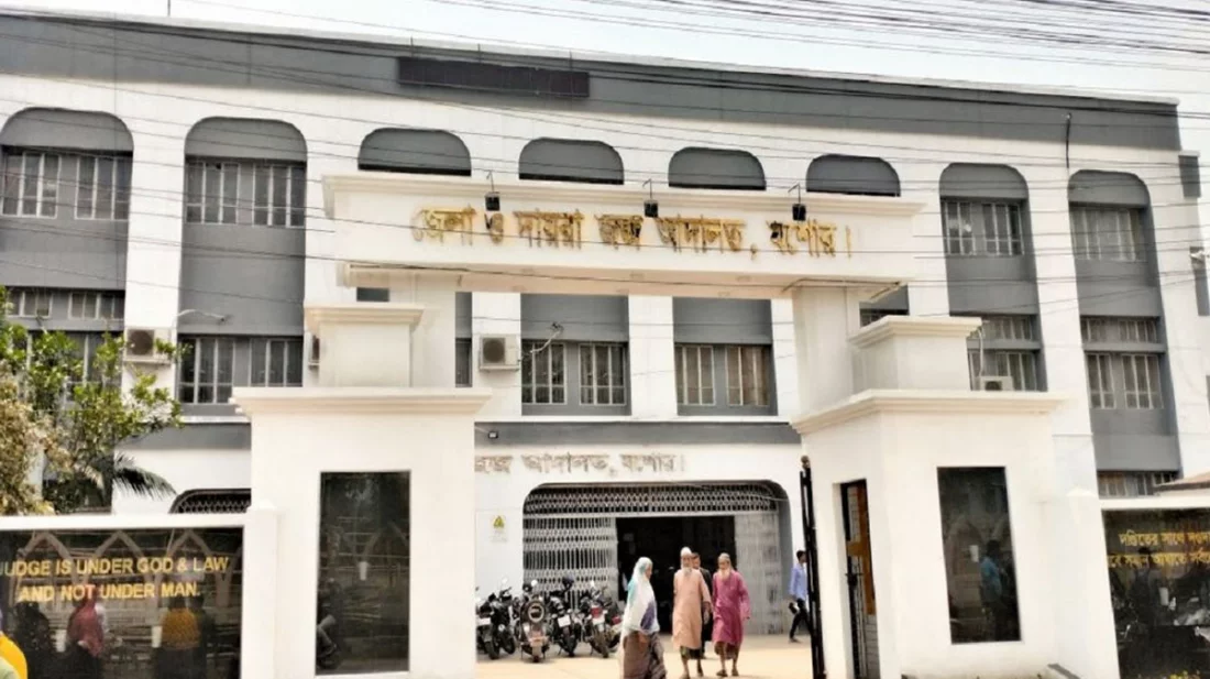 হেরোইন-ফেনসিডিলের দুই মামলায় তিনজনের যাবজ্জীবন