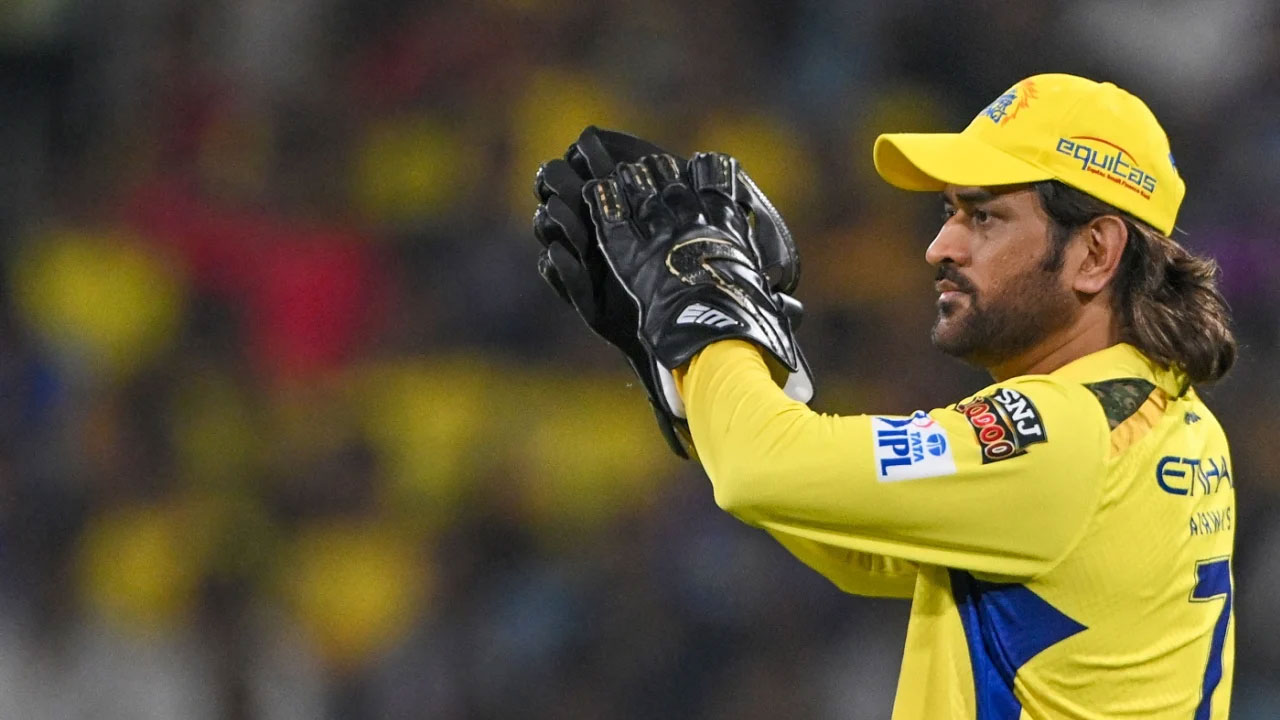 চেন্নাইয়ের জয়ে অনন্য মাইলফলকে ধোনি