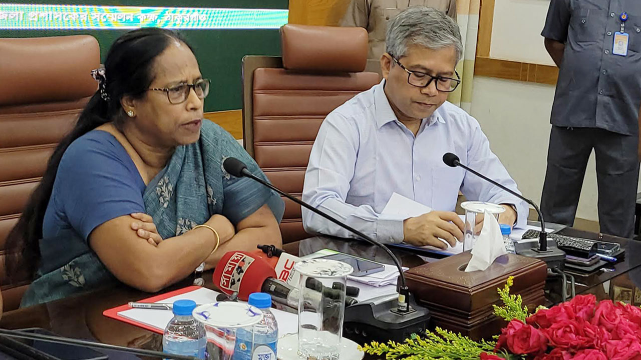 ভোটার ছাড়া ভোট চুন ছাড়া পান খাওয়ার মতো : ইসি রাশেদা