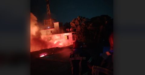 গাজীপুরে তুলার গুদামে অগ্নিকাণ্ড