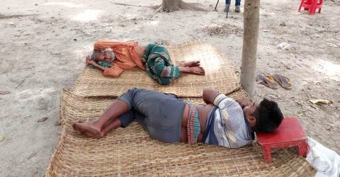 তাপমাত্রা ৪০ ছুঁই ছুঁই, তেতে আছে চুয়াডাঙ্গা