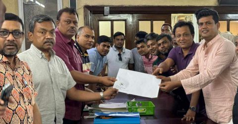ঝিনাইদহ-১ উপ-নির্বাচনে আ.লীগের মনোনয়নপত্র সংগ্রহ করলেন মোস্তাফিজ