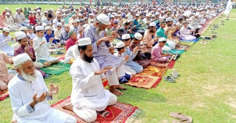 বৃষ্টির জন্য পাবনায় ইসতিসকার নামাজ