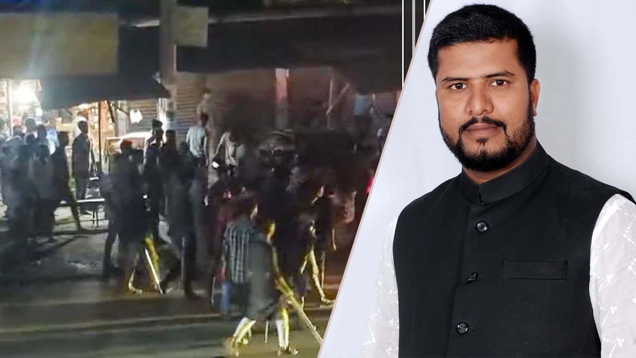 নওগাঁয় প্রকাশ্যে অস্ত্রের মহড়া, ঠিকাদারকে কুপিয়ে জখম