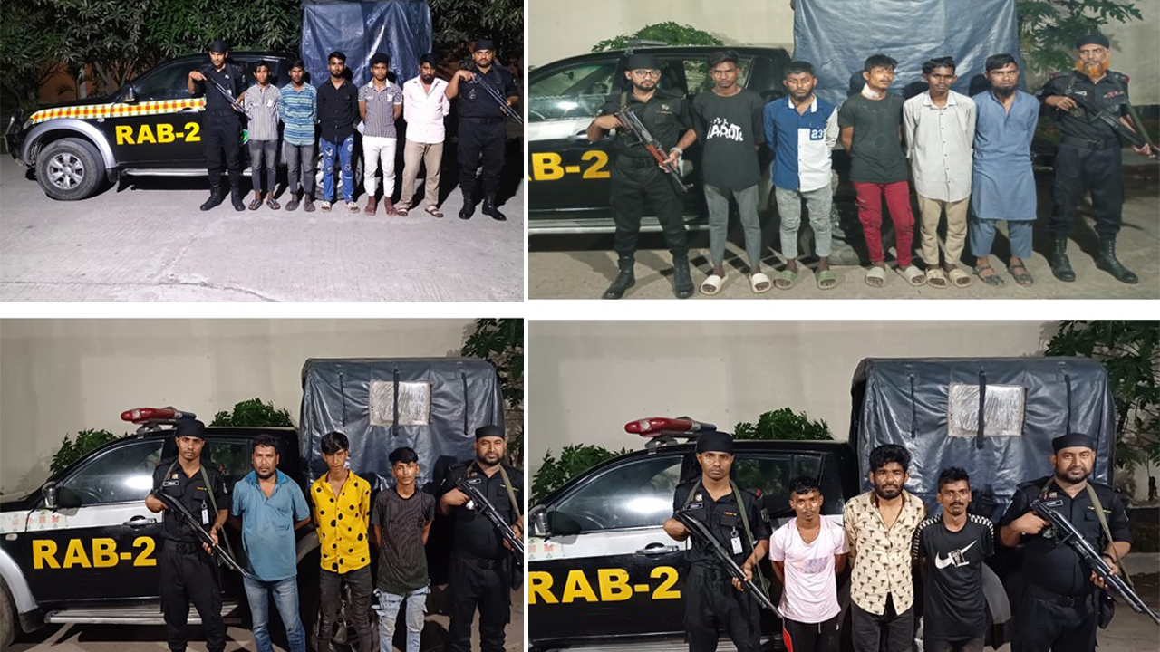 মোহাম্মদপুরে ছিনতাই ও চাঁদাবাজি, গ্রেপ্তার ১৬