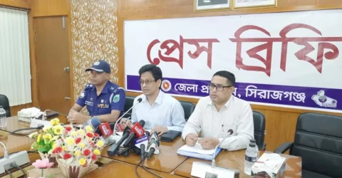 সিরাজগঞ্জে প্রার্থীর পক্ষে গোপন বৈঠক, মূলহোতাসহ ৫ প্রিজাইডিং অফিসার গ্রেপ্তার
