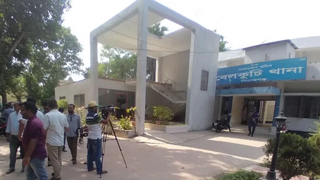 থানায় ঢুকে প্রার্থীর ওপর হামলা, তদন্তের নির্দেশ ইসির