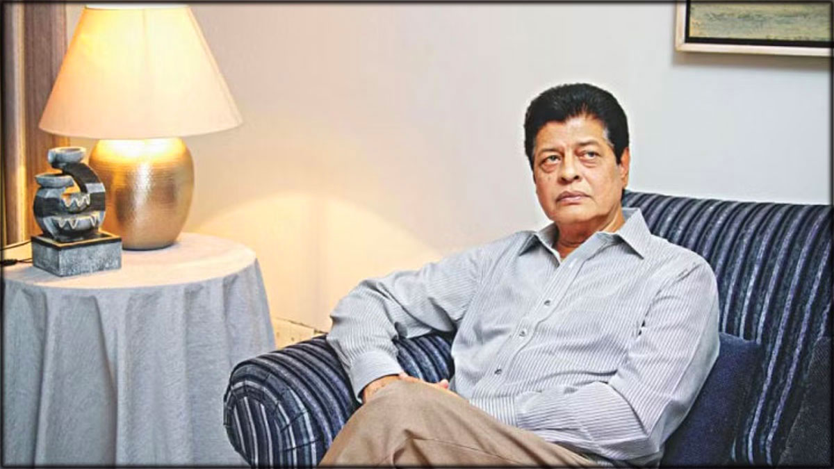 ৩৭ মামলা থেকে বাঁচতে নায়ক হন ফারুক