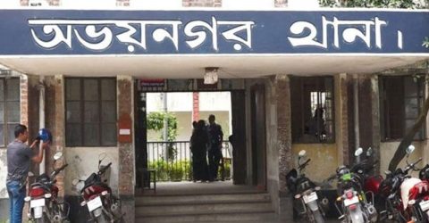 ইজিবাইক ছিনতাইয়ের সময় গণপিটুনিতে ছিনতাইকারী নিহত