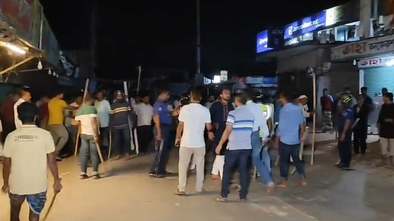 হাতীবান্ধায় নারী প্রার্থীর ওপর হামলা, সাংবাদিকসহ আহত ১০