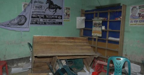 নীলফামারীতে দুই চেয়ারম্যান প্রার্থীর সমর্থকদের সংঘর্ষ, আহত ২০