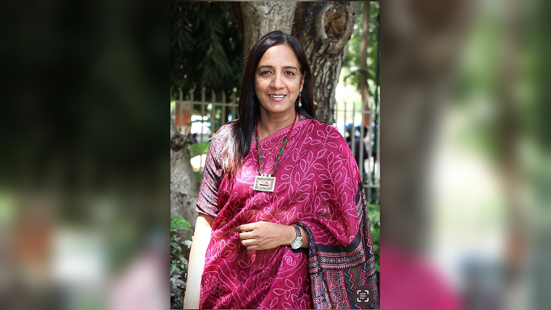 ফিলিস্তিনের পক্ষে লেখায় ‘লাইক’ দেওয়ায় স্কুলশিক্ষককে চাকরিচ্যুত