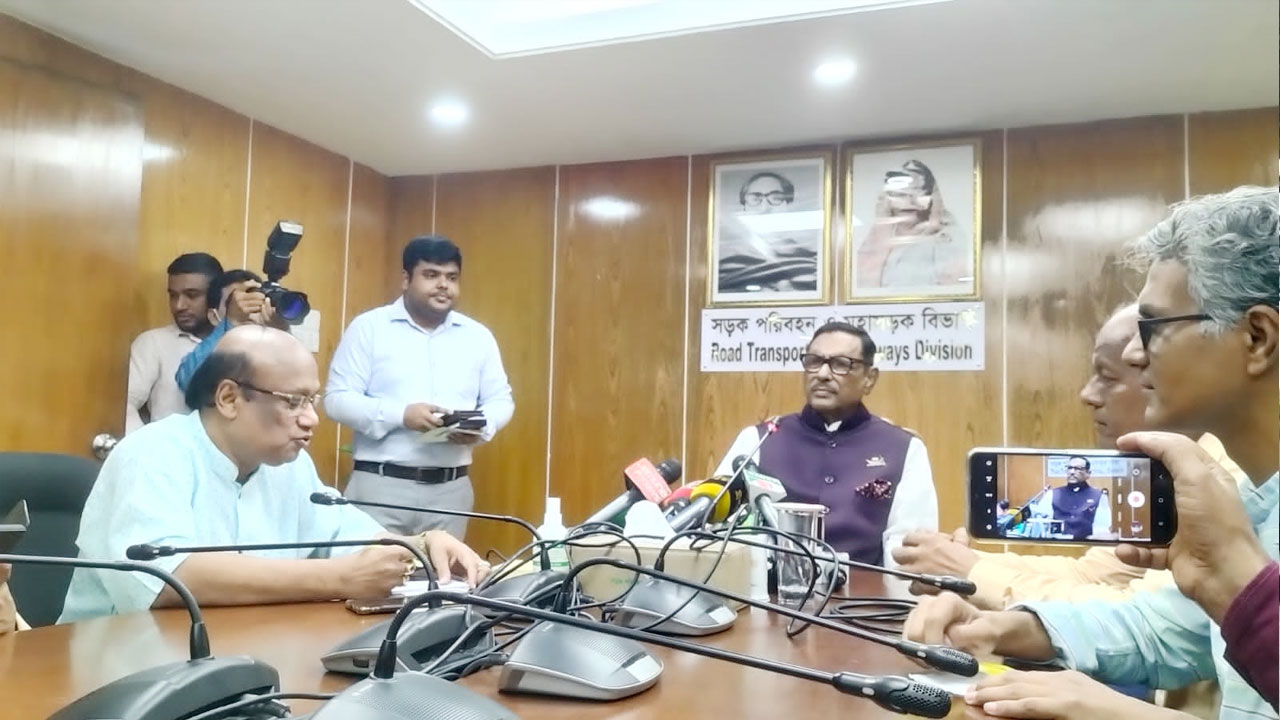 হাইওয়েতে মোটরসাইকেল উপদ্রব, স্পিড লিমিট কাজে আসবে: সেতুমন্ত্রী