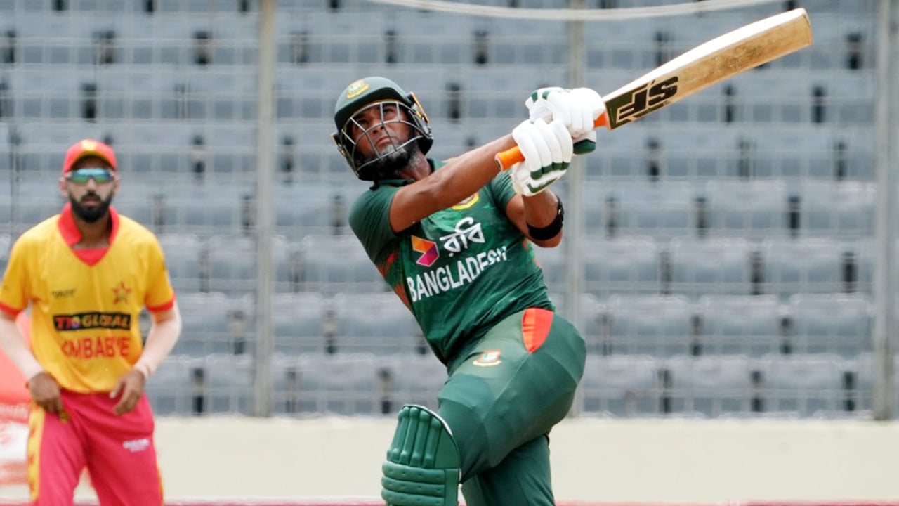 মাহমুদউল্লাহর ফিফটিতে লড়াকু পুঁজির আশা