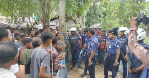 আশাশুনিতে নির্বাচন পরবর্তী সহিংসতায় ২০ বাড়ি ভাঙচুর, আটক ১৩