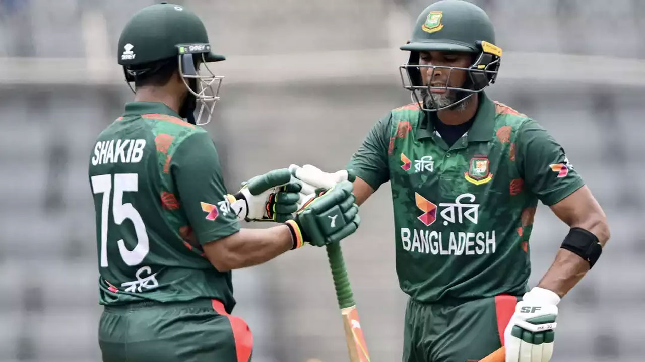 তারুণ্যের মিছিলে সাকিবের রেকর্ড, মাহমুদউল্লাহর ‘আক্ষেপ’
