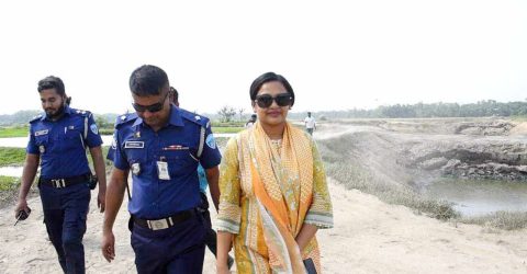 ফসলি জমির মাটি ইটভাটায় বিক্রি, আ.লীগ নেতাকে ৩ লাখ টাকা জরিমানা