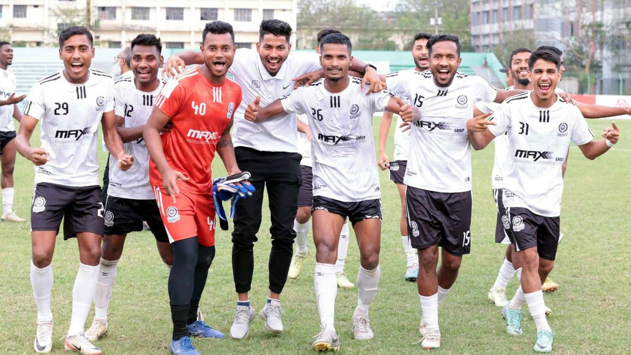 চ্যাম্পিয়ন মোহামেডান আবার ফাইনালে
