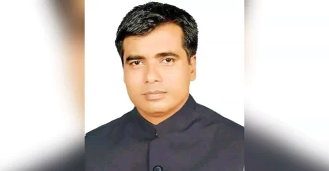হলফনামা বিশ্লেষণ করে দেখা গেছে মোফাজ্জলের নগদ টাকা বেড়েছে ১২ গুণ
