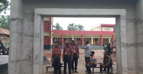 আক্কেলপুর উপজেলা নির্বাচনে ভোটার ১৬১৩ জন, দুই ঘণ্টায় পড়ল ১৪ ভোট