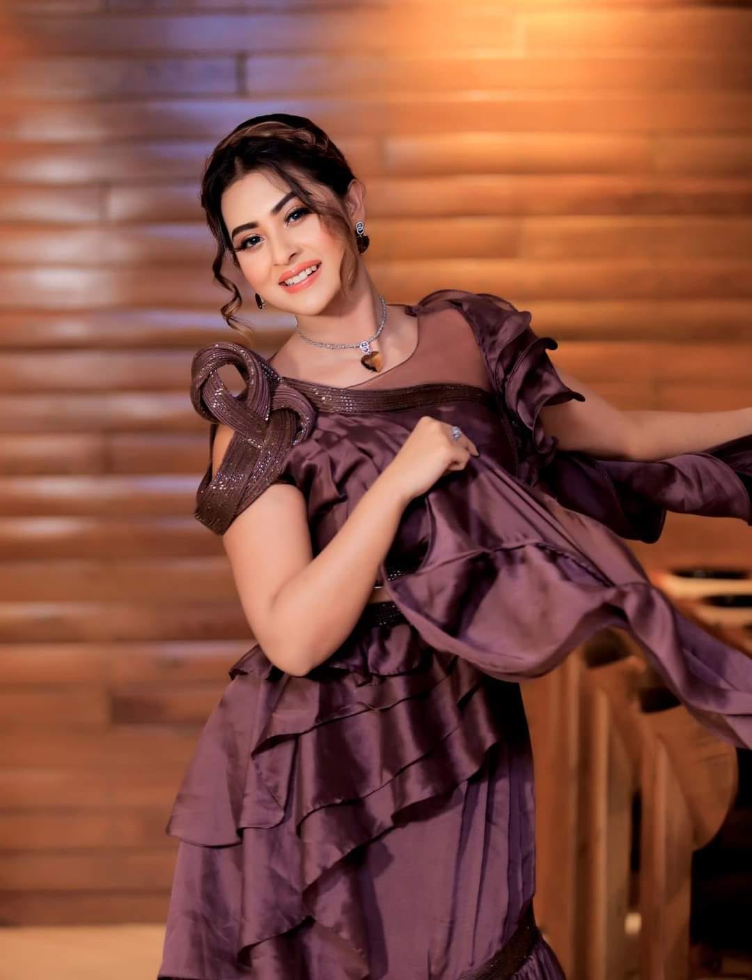 শুটিংয়ের পরও নতুন আরও এক ছবি থেকে বাদ বুবলী