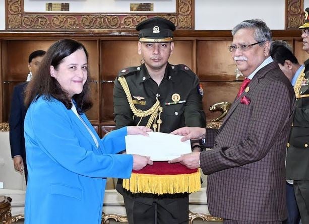 রাষ্ট্রপতির কাছে তিন দেশের রাষ্ট্রদূতের পরিচয়পত্র পেশ