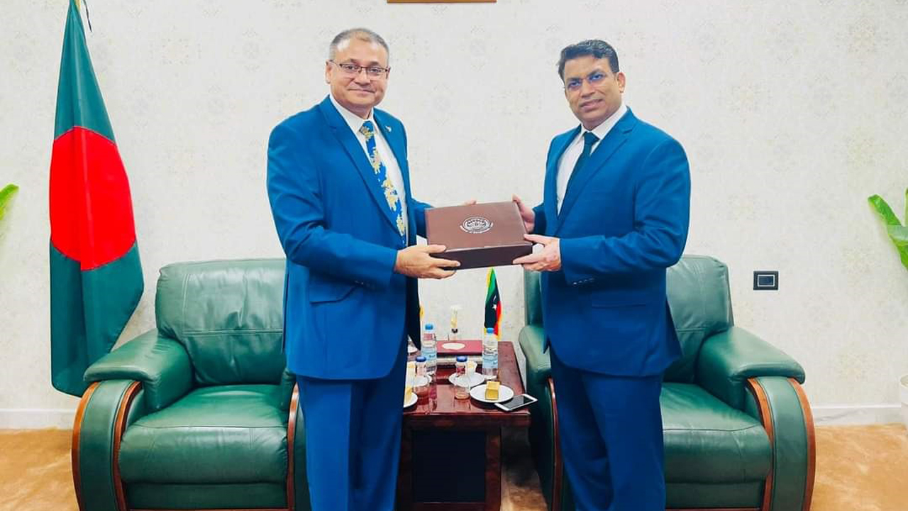 ভারতীয় চার্জ ডি অ্যাফেয়ার্সের বাংলাদেশ দূতাবাস পরিদর্শন