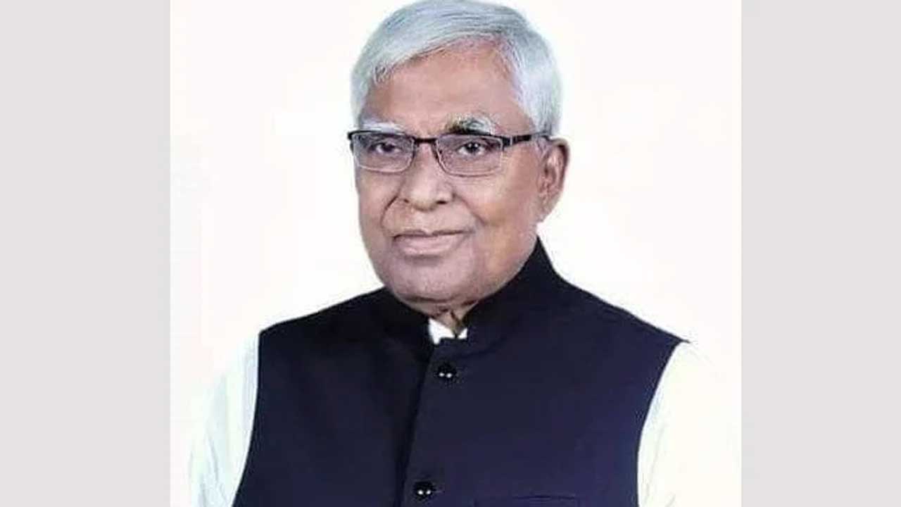 চুয়াডাঙ্গার সাবেক এমপি ছেলুন এবং তার স্ত্রীর দেশত্যাগে নিষেধাজ্ঞা