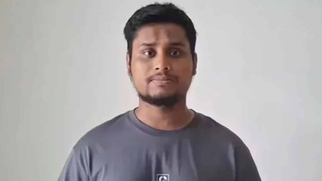 আমরা রাষ্ট্রীয় সফরে আসিনি, অতিরিক্ত নিরাপত্তা চাইনি : হাসনাত