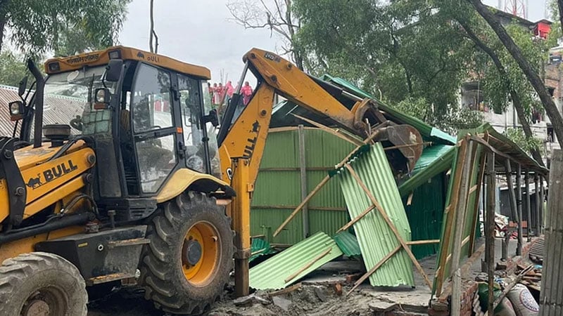 চট্টগ্রামে খালের জায়গা ও গাজীপুরে বনের জমি উদ্ধার