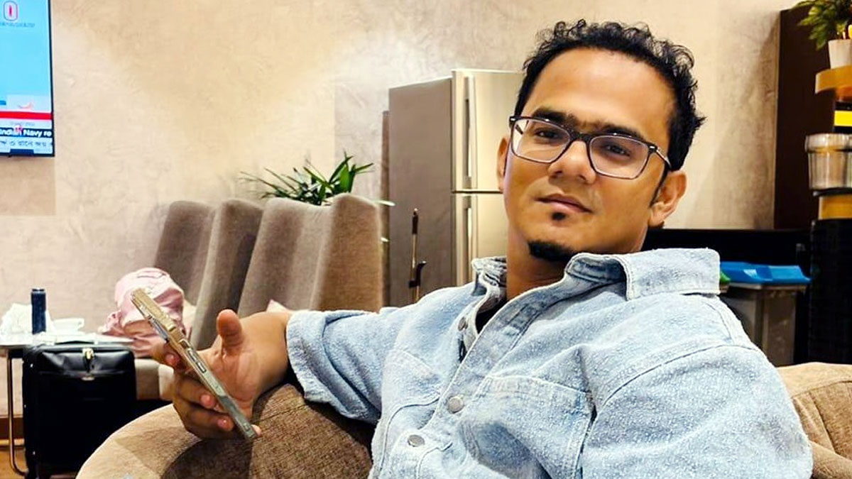 বড় বিপদ থেকে বেঁচে গেলেন অনন্য মামুন!