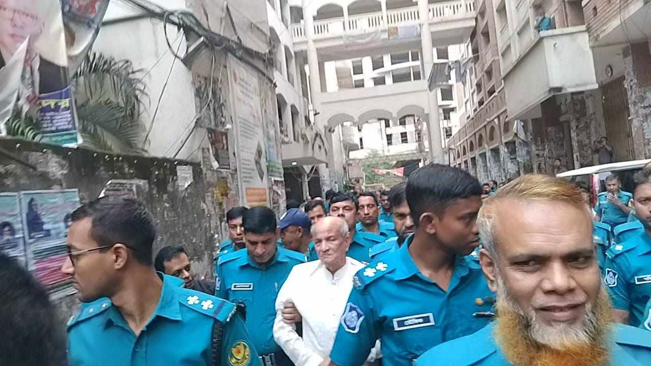 হত্যা মামলায় কামাল মজুমদার তিন দিনের রিমান্ডে