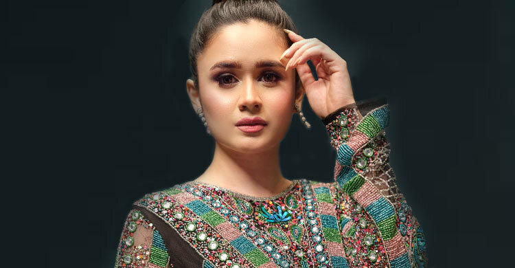 চমক নিয়ে ফিরছেন মিস ওয়ার্ল্ড বাংলাদেশ