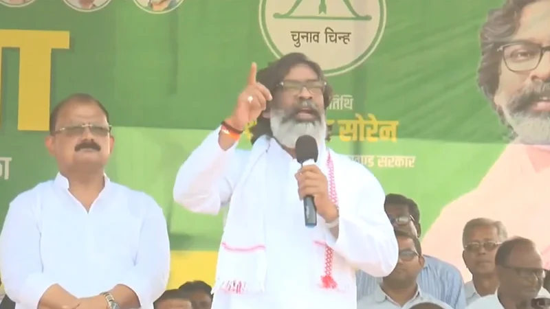 কেন হাসিনার উড়োজাহাজ ভারতে নামতে দিলেন