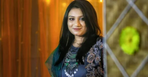 অবন্তীর হিন্দি গান, সহশিল্পী বলিউডের জয়